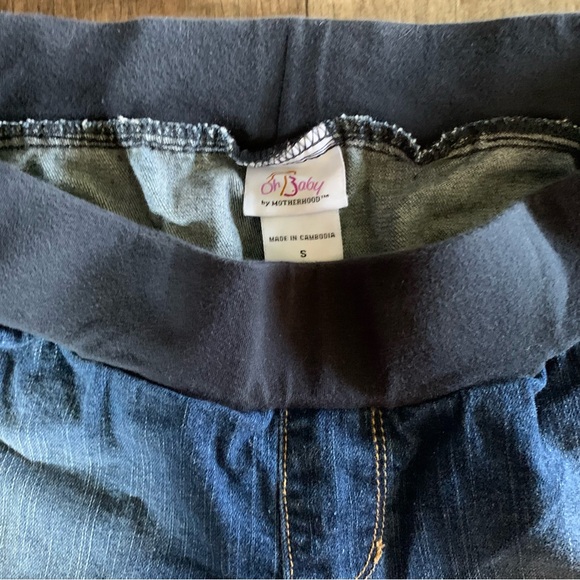 Maternity shorts Denim and Kahki 2 pair - Picture 3 of 6